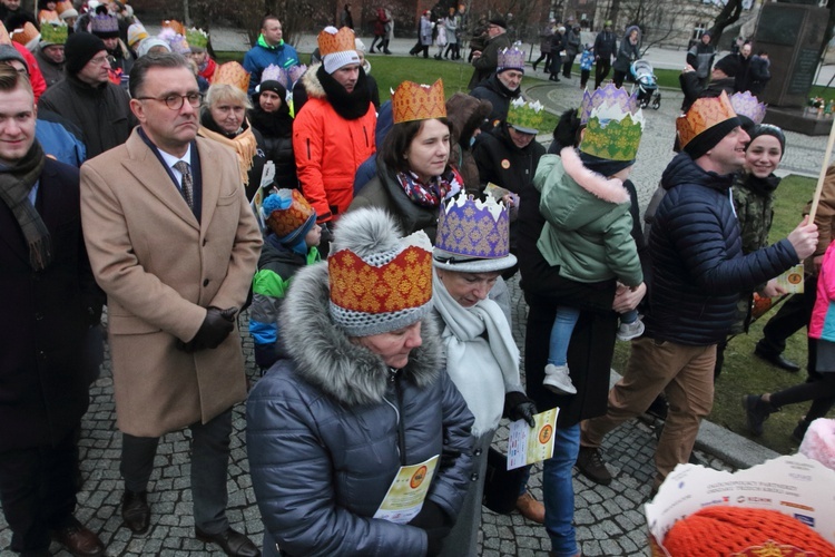 Orszak, książę oraz niedziela