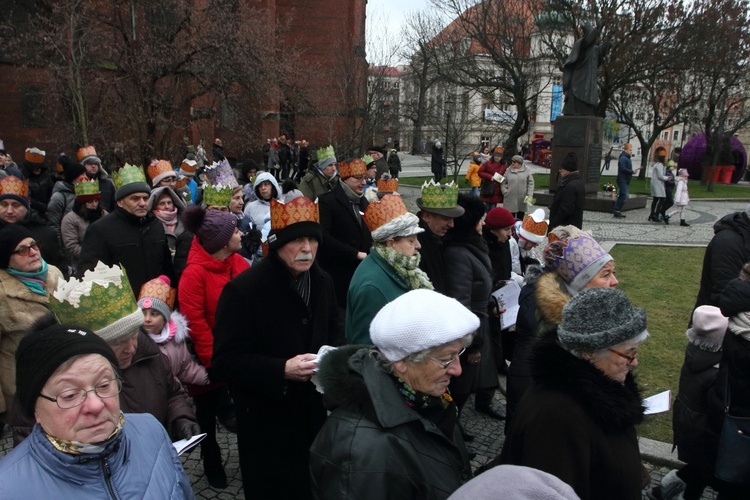 Orszak, książę oraz niedziela