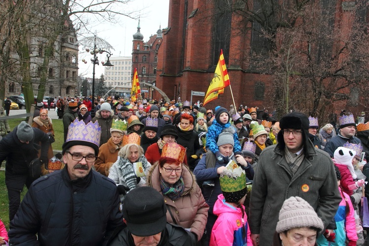 Orszak, książę oraz niedziela