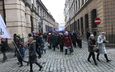 Orszak, książę oraz niedziela