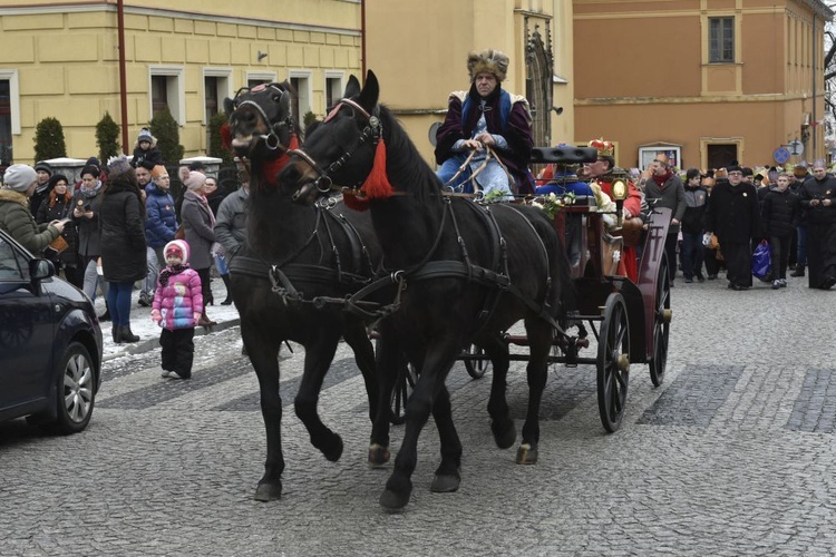 Strzegom. Po Mędrców przyjechała karoca