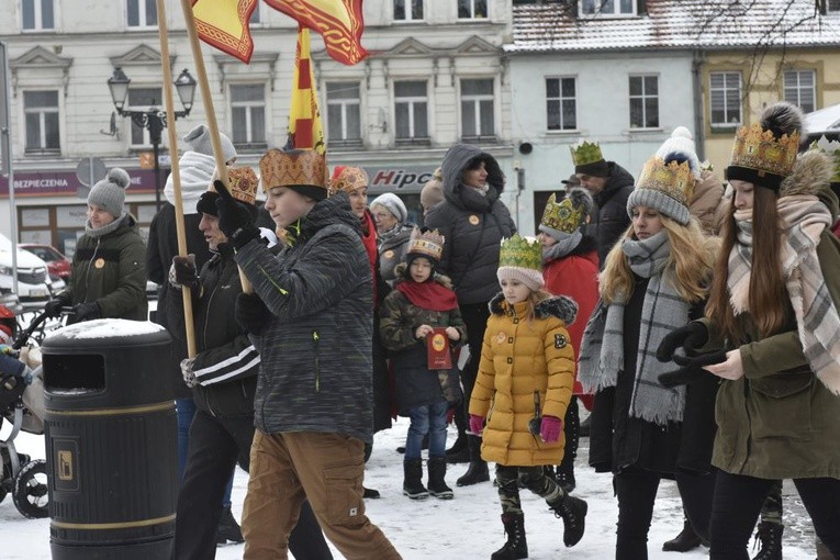 Świebodzice. Dzieci rozgrzały przybyłych kolędami