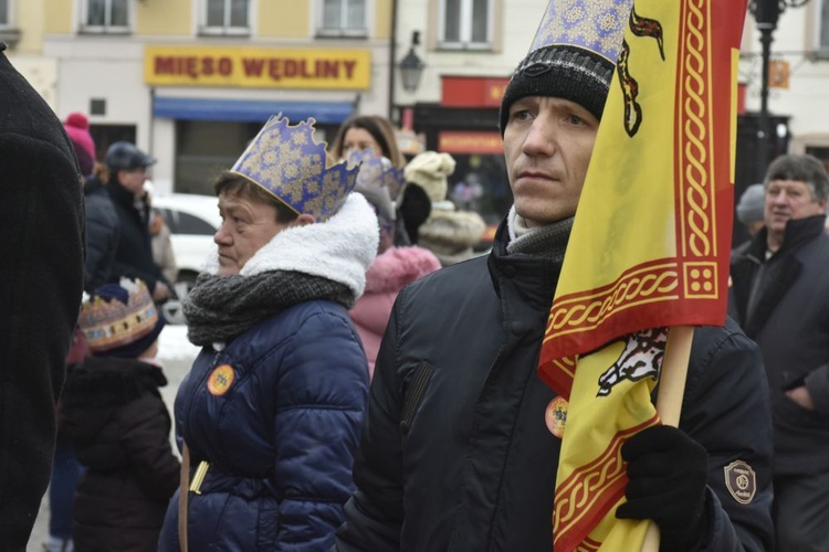 Świebodzice. Dzieci rozgrzały przybyłych kolędami