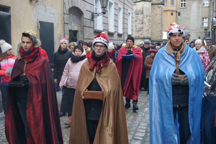 Kłodzko. Szli ze śpiewem na ustach