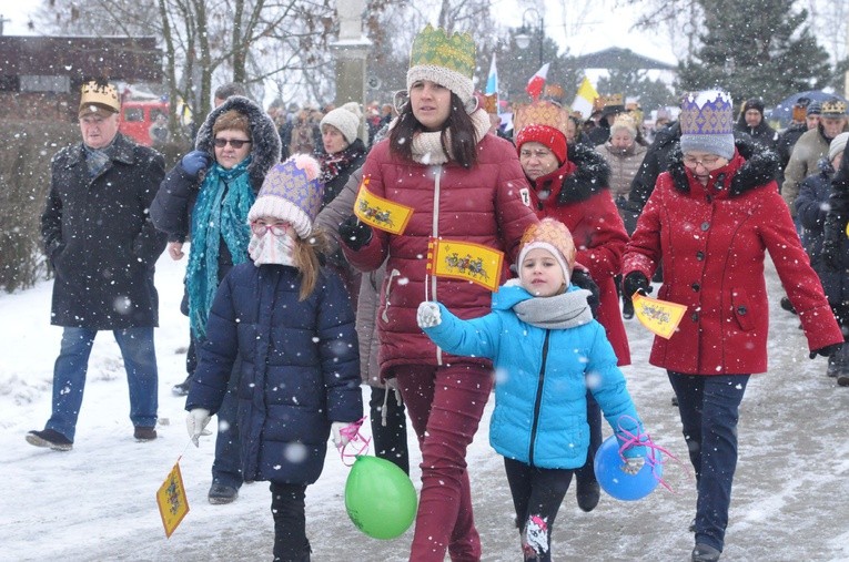 W królewskiej świcie szły całe rodziny 