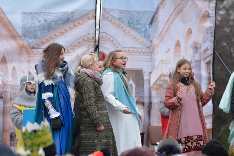 Bielawa. Znów przyszły trzy królestwa