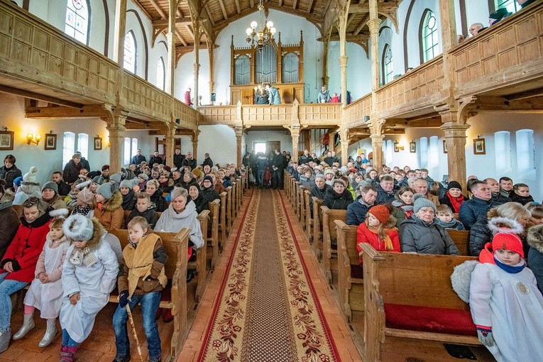 Orszak Trzech Króli w Szczeglinie, cz. I