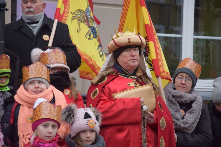 Dzierżoniów. Naprawdę przynieśli złoto, kadzidło i mirrę