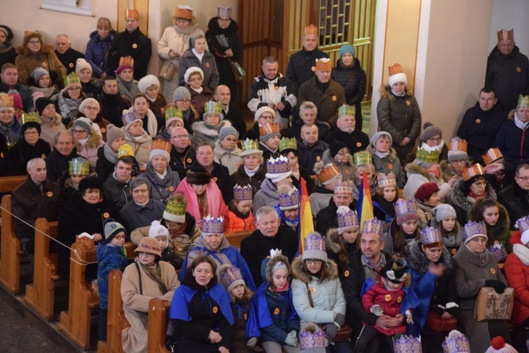 Dzierżoniów. Naprawdę przynieśli złoto, kadzidło i mirrę