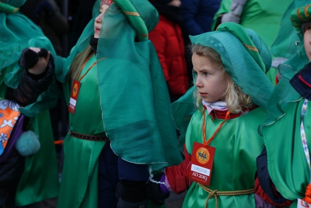 Orszak Trzech Króli na ulicach Warszawy cz. 2