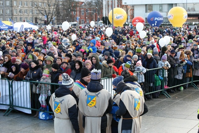 Orszak Trzech Króli na ulicach Warszawy cz. 2