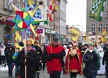 ▲	Mieszkańcy Ząbkowic Śląskich kolejny rok z rzędu tłumnie przeszli w barwnym korowodzie.