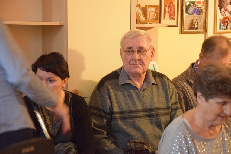 Kolędowanie z babcią i dziadkiem w sochaczewskim przedszkolu
