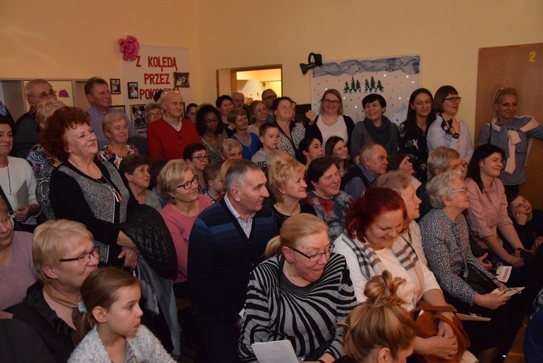 Kolędowanie z babcią i dziadkiem w sochaczewskim przedszkolu