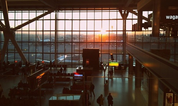 Policja wszczęła śledztwo ws. drona latającego nad Heathrow