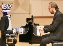 Artysta to jeden z nielicznych zawodów, który nie musi się obawiać konkurencji robotów.