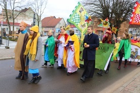 Pokłonili sie Jezusowi