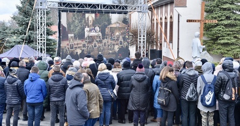 Koszalin żegna ofiary pożaru w escape roomie
