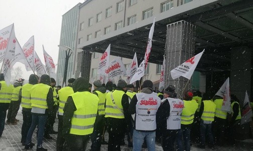 Protest przed JSW w obronie prezesa