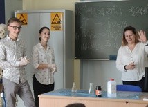 Uczniowie Liceum Ogólnokształcącego KTK w Bielsku-Białej wywaczyli trzecie miejsce dla swojej szkoły w śląskim rankingu "Perpsektyw"