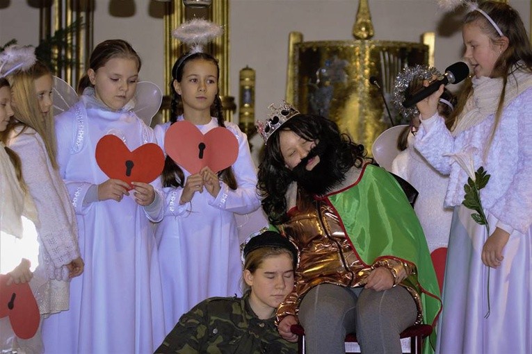 Jasełka w sanktuarium Miłosierdzia Bożego w Świebodzinie