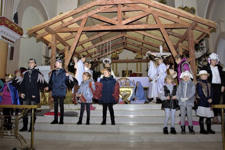 Jasełka w sanktuarium Miłosierdzia Bożego w Świebodzinie