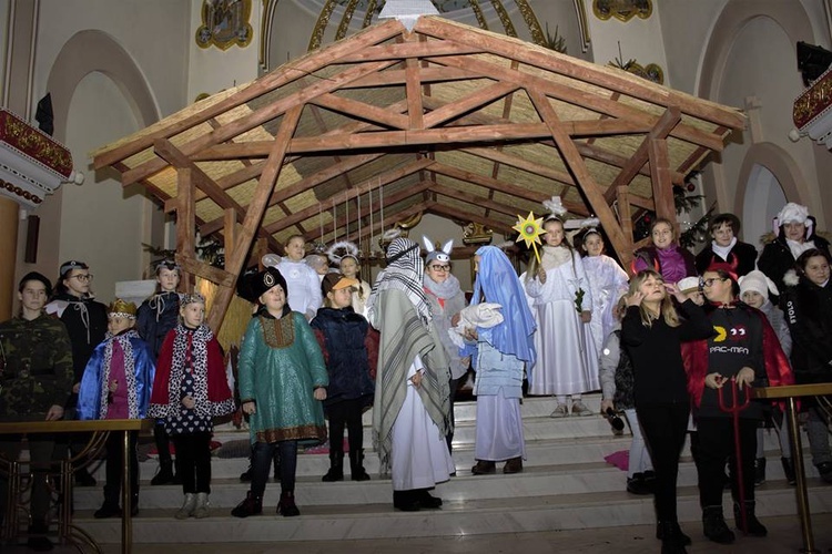 Jasełka w sanktuarium Miłosierdzia Bożego w Świebodzinie