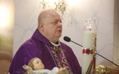 Pożegnanie śp. bp. Tadeusza Pieronka w Radziechowach