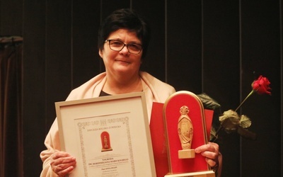 Anna Ficoń z Nagrodą św. Maksymiliana 