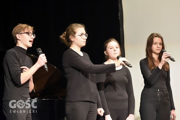 Ostatni dzień Świdnickiego Przeglądu Zespołów Kolędniczych