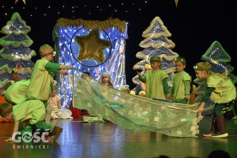 Ostatni dzień Świdnickiego Przeglądu Zespołów Kolędniczych