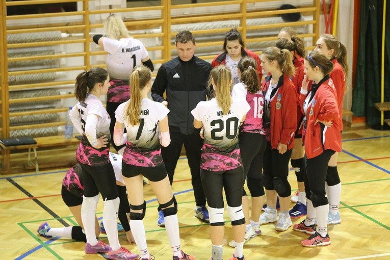 Siatkarski mecz w Sandomierzu 