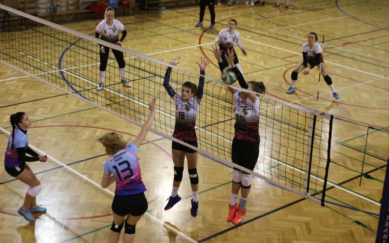 Siatkarski mecz w Sandomierzu 