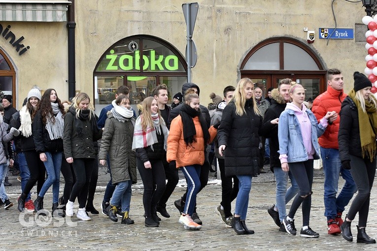 Zatańczyli na świdnickim Rynku po raz piętnasty