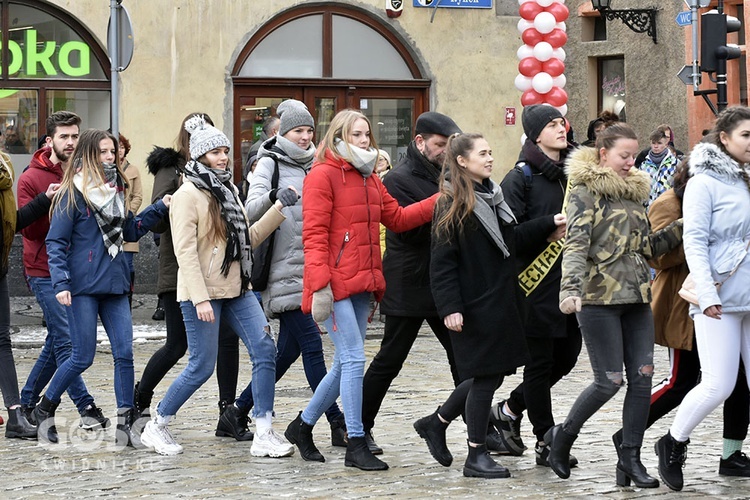 Zatańczyli na świdnickim Rynku po raz piętnasty