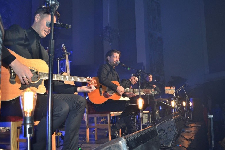 Kolędowanie z Pectus