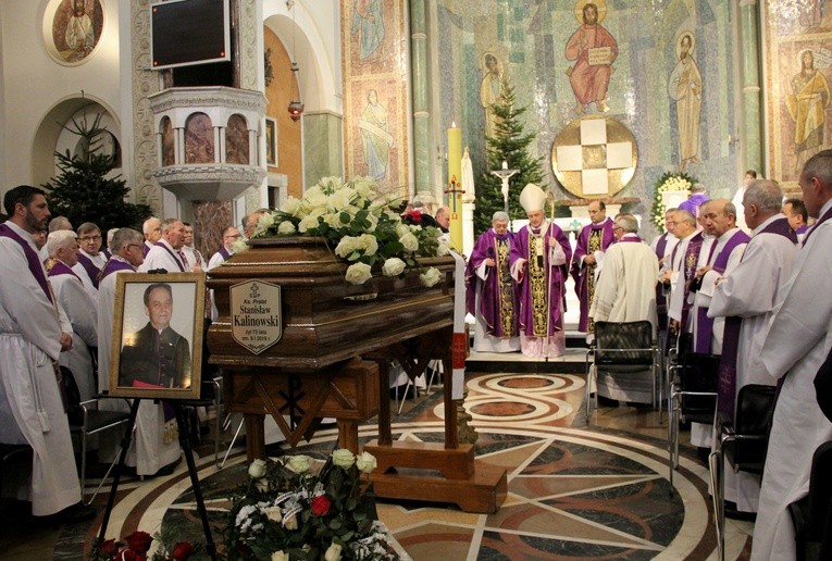 Pogrzeb śp. ks. Stanisława Kalinowskiego