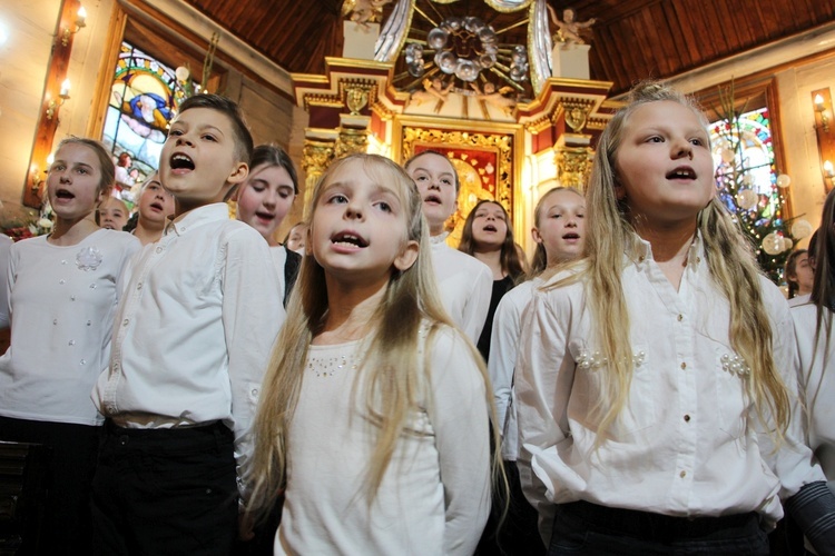 Wystąpiły m.in. dzieci ze Szkoły Podstawowej w Słupi