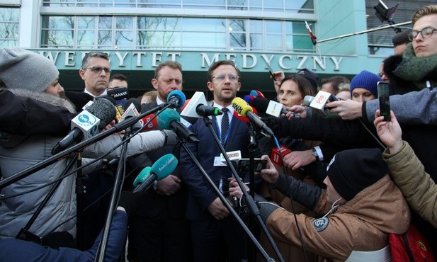 Konferencja prasowa przed UCK