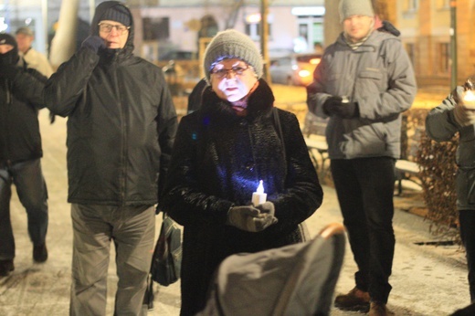 Światło dla zamordowanego prezydenta Gdańska. Milczenie przeciw przemocy