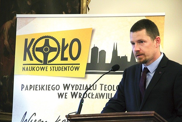 Gościem specjalnym konferencji był dr Mariusz Biliniewicz z University of Notre Dame w Sydney, który wygłosił wykład wstępny „»Veritatis splendor« i powszechne powołanie do świętości”.