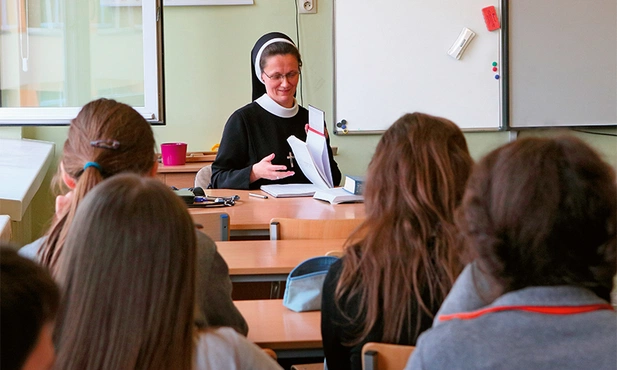 Z prawa do nauczania religii w szkole korzystają nie tylko katolicy, ale także wierni 24 Kościołów i związków wyznaniowych.