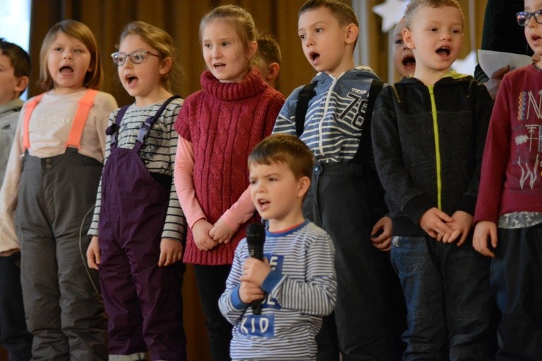 Koncert kolęd opolskich przedszkolaków
