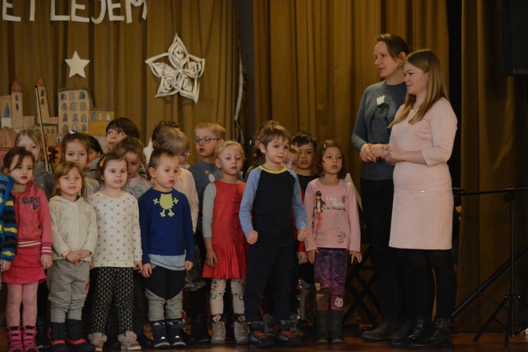 Koncert kolęd opolskich przedszkolaków