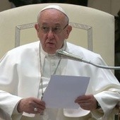 Papież Franciszek pozdrawia pielgrzymów ze Szczepanowa