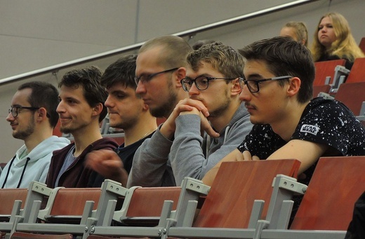 Studenci ATH dla Hospicjum św. Jana Pawła II