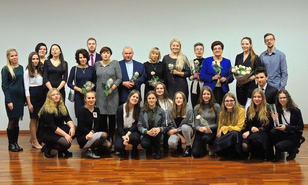 Uczestnicy projektu Otwarte Serce z przedstawicielami Hospicjum św. Jana Pawła II