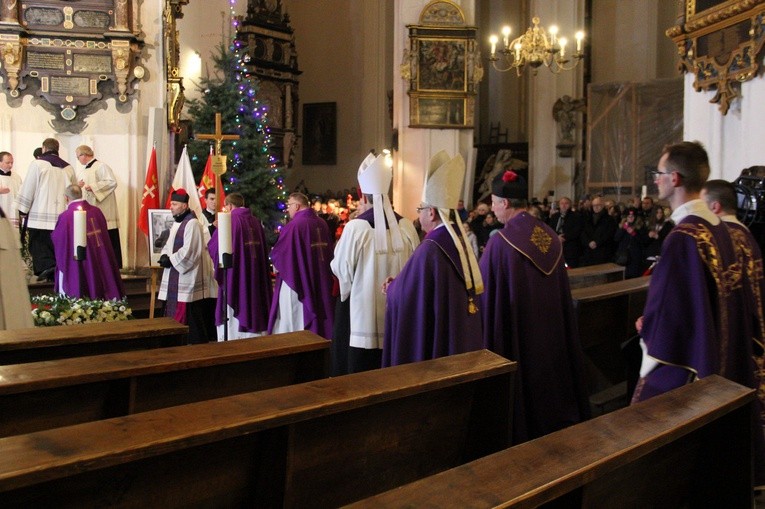 Niech Bóg otrze nasze łzy