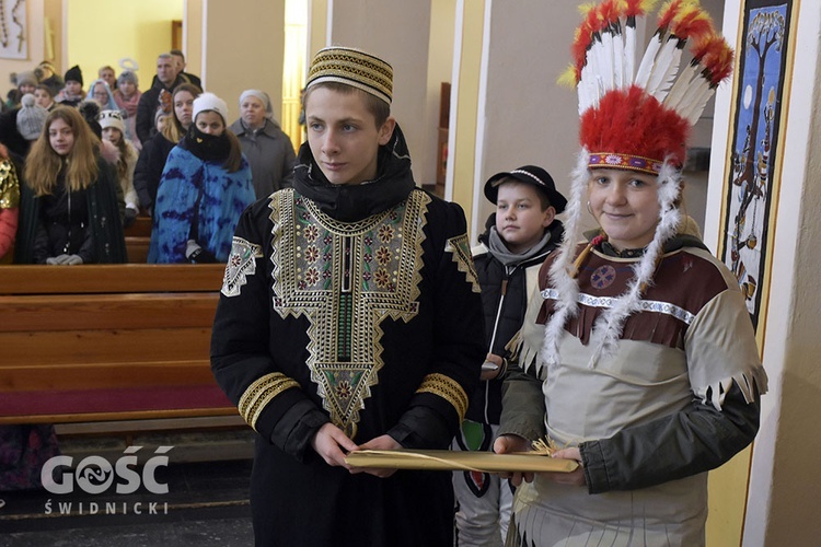 Kolędnicy misyjni w Dzierżoniowie