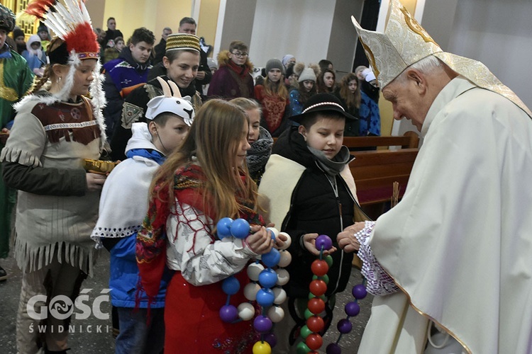 Kolędnicy misyjni w Dzierżoniowie